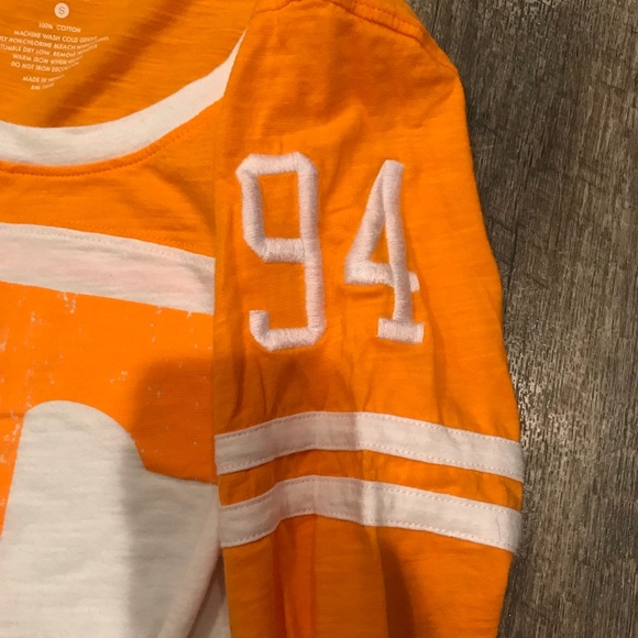 SOLD!!! TENNESSEE VOLS FOOTBALL SHIRT - Picture 3 of 3